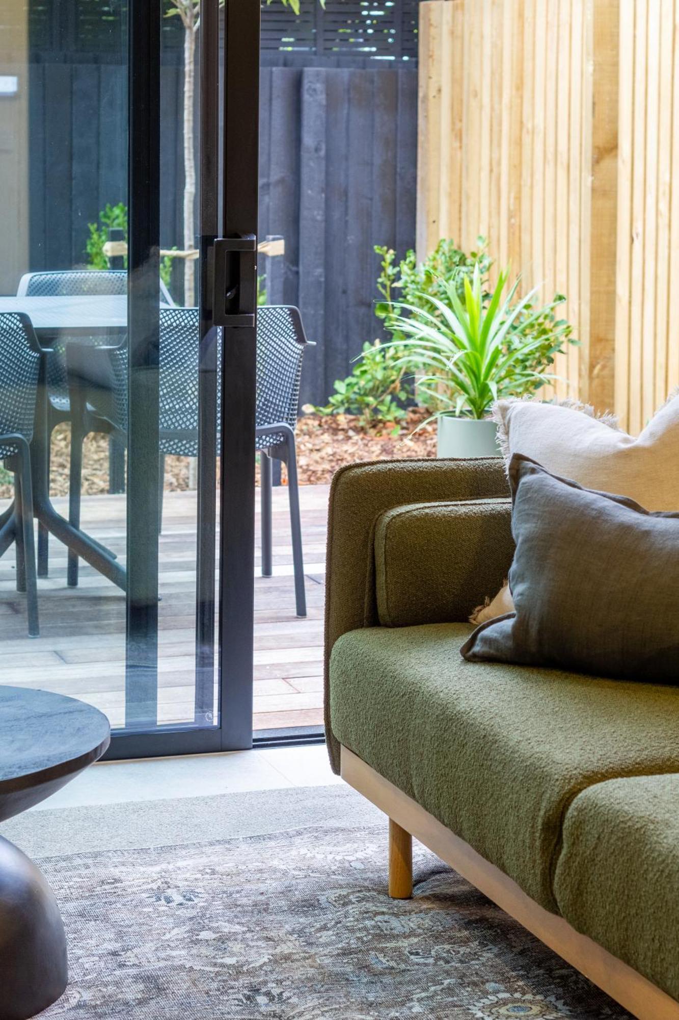 Merivale Gem: 2Br Townhouse Oasis Christchurch Exteriör bild